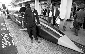 时速1600公里的超音速汽车问世