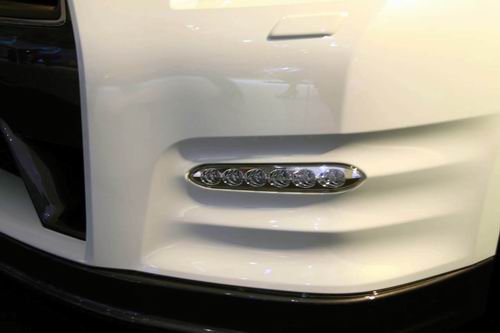 各有性能秘籍 细数巴黎车展十大超级跑车