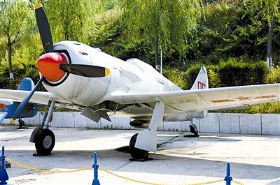 拥有私人飞机的十位大腕明星（图） - 哥们干杯！的日志 - 网易博客 - 心灵的舞者 - 心灵的舞者