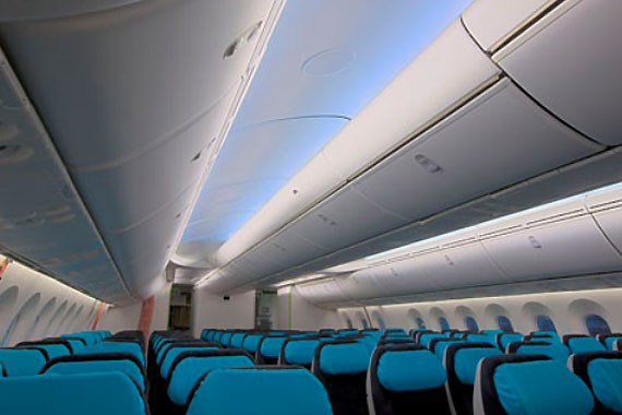 波音787梦想飞机第三架试飞飞机内饰首次亮相