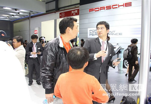 神秘富豪低调出手 北京车展多款豪车被抢购\(4\)