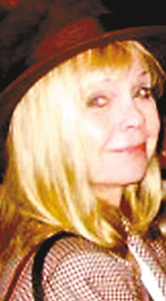 副驾驶患急病 空姐临危客串(图)